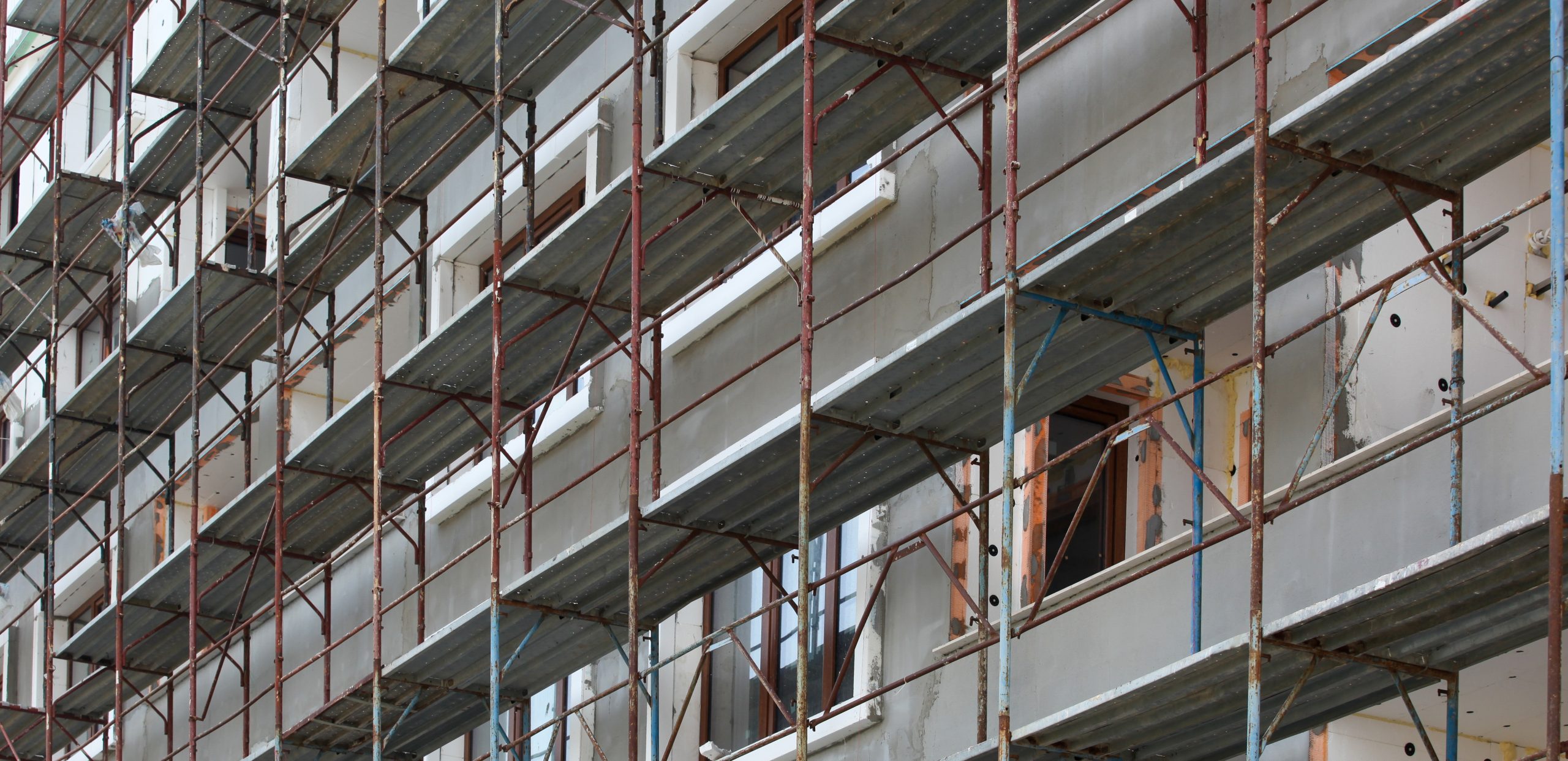 Sicurezza nel montaggio e smontaggio dei ponteggi